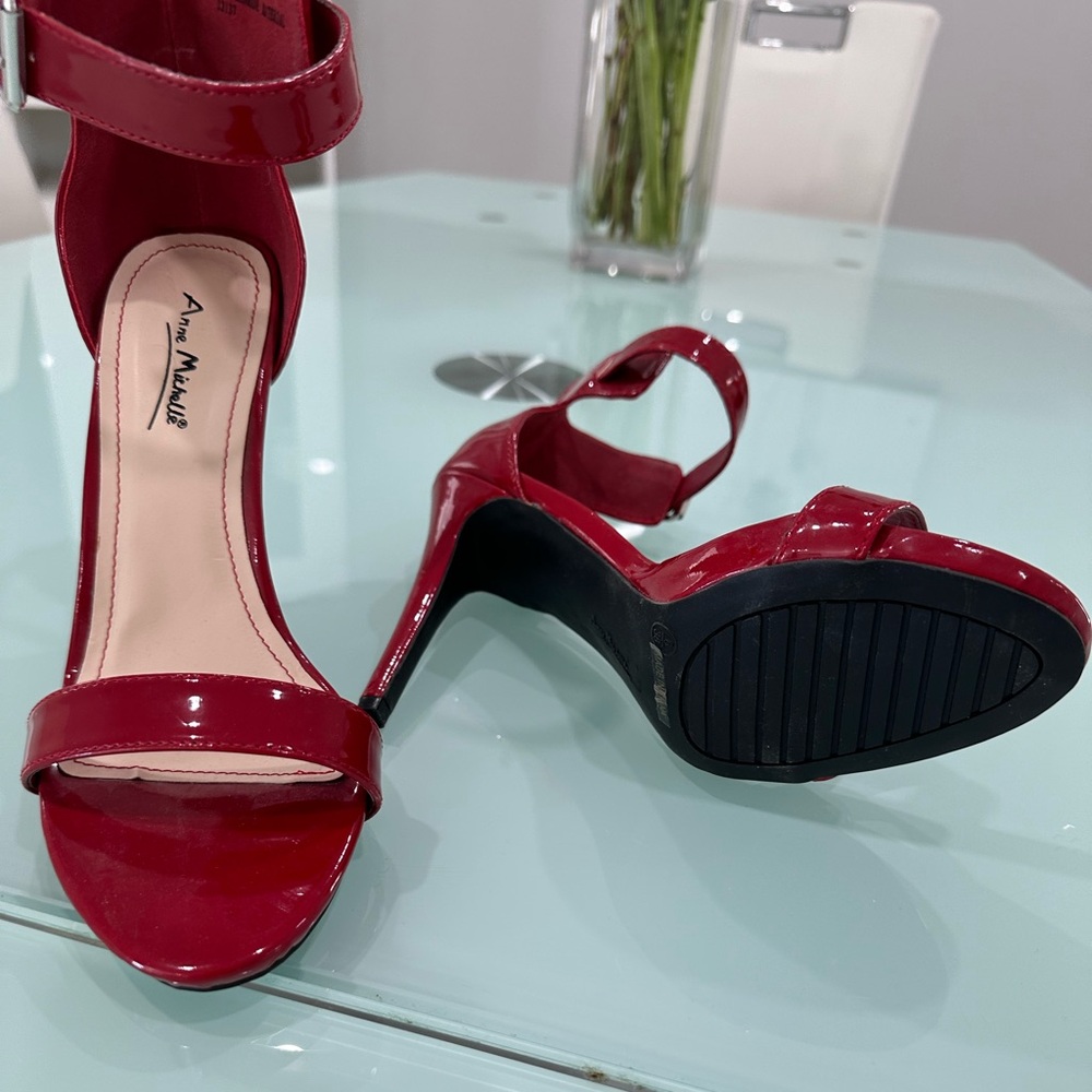 NEW Anne Michelle Red Patent 3” Heels Size 8 NWOT
